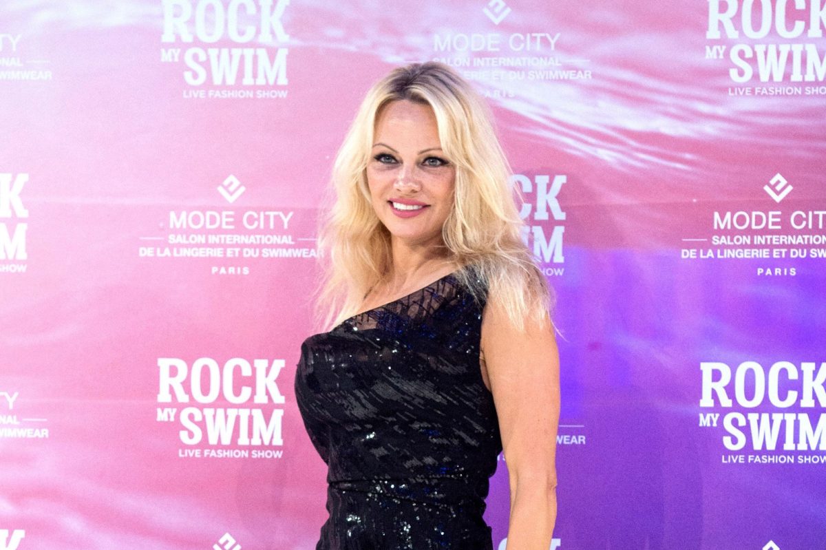 Pamela Anderson, star du défilé Rock my Swim