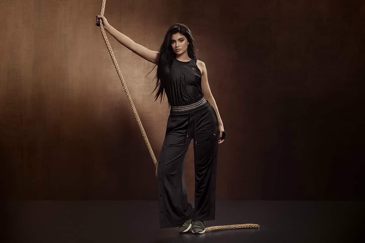 Kylie Jenner présente la nouvelle collection Velvet Rope pour Puma