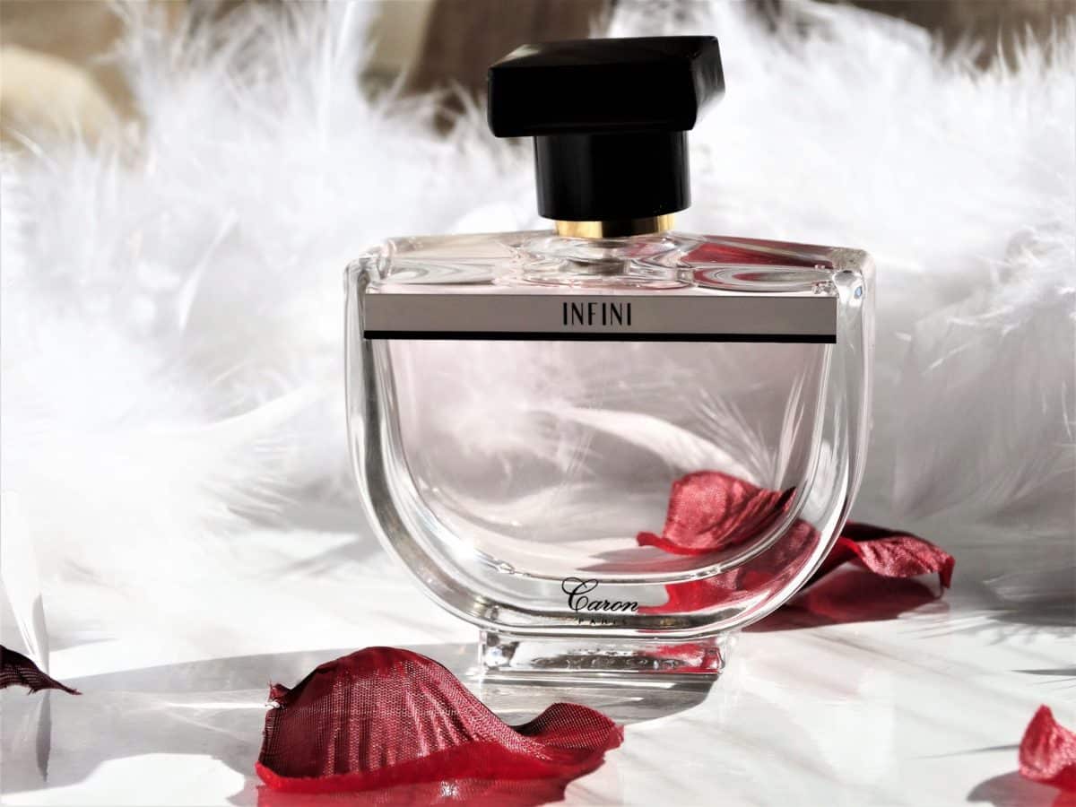 Caron réinvente son parfum Infini