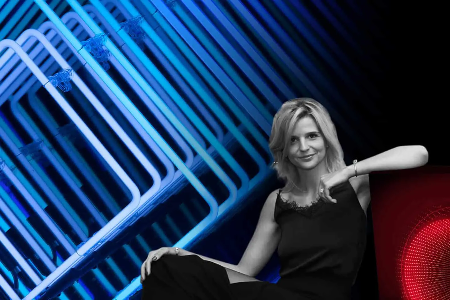 Emmanuelle Rybojad électrise le Fouquet's Paris