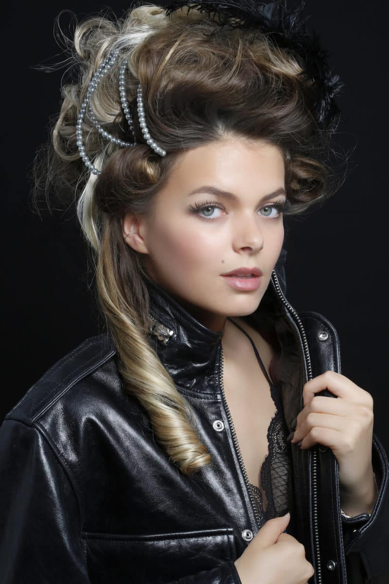 Les salons de coiffure Biguine, partenaires de l’exposition "Marie-Antoinette"