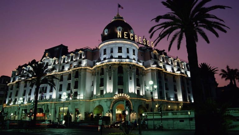 Carnaval de Nice : l'hommage au "Roi de la Mode", Karl Lagerfeld