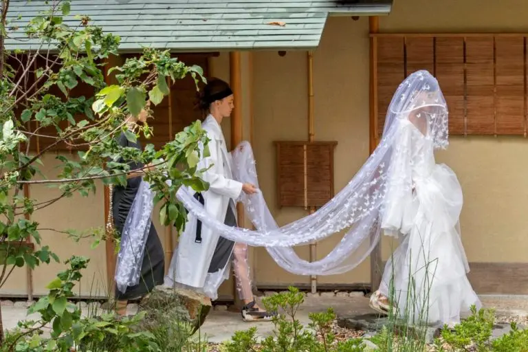 Junko Shimada : une robe de mariée pour le printemps