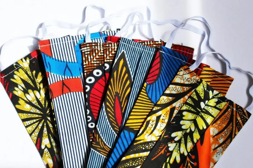 Capuches X à Mémé, en mode masqué