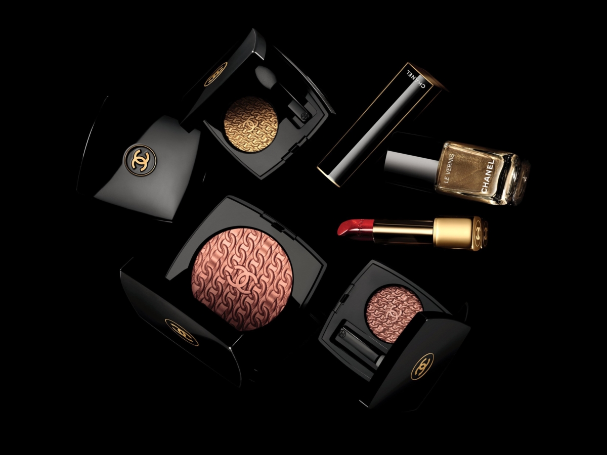 des fêtes en or Chanel