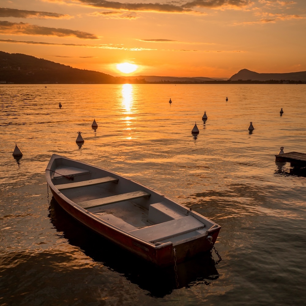 soleil automnal sur le port de Veyrier