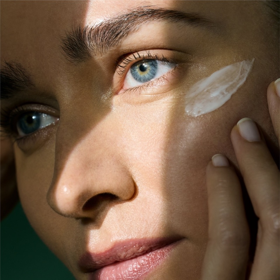 Power eye cream visage