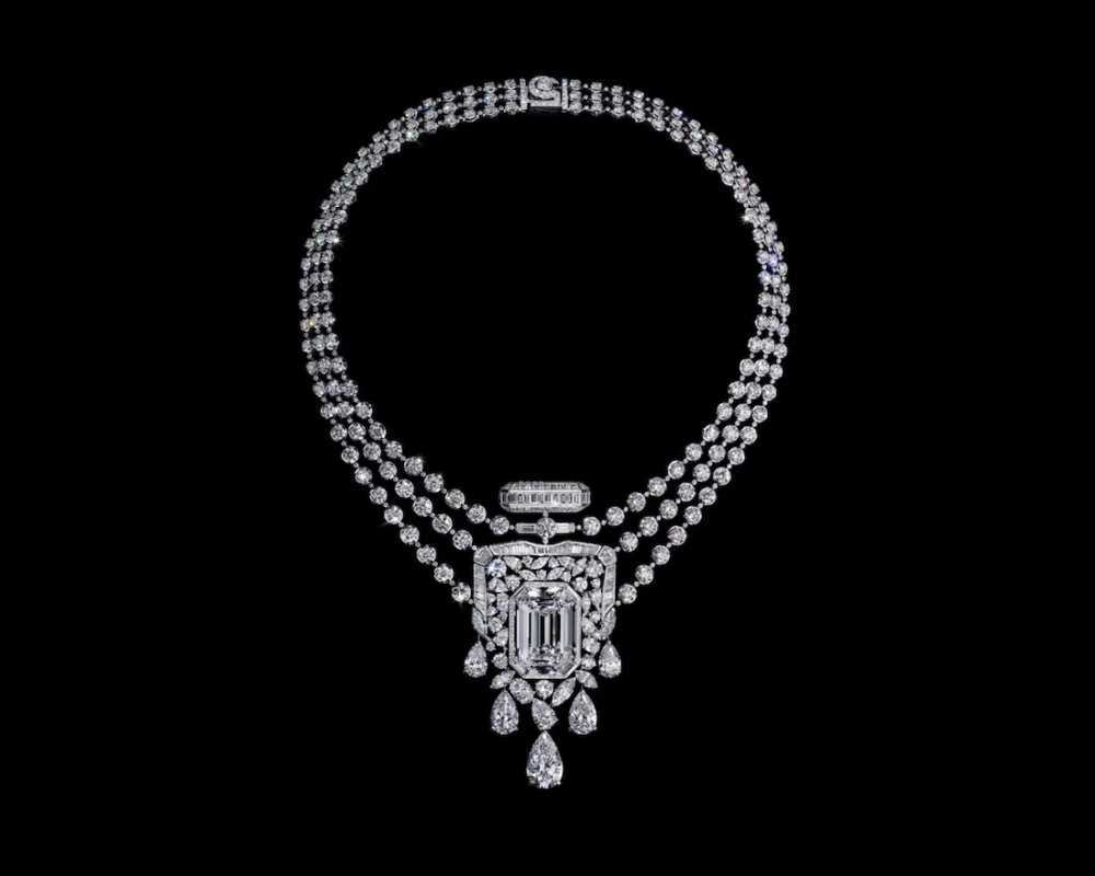 Collier pour les 100 ans de Chanel 
