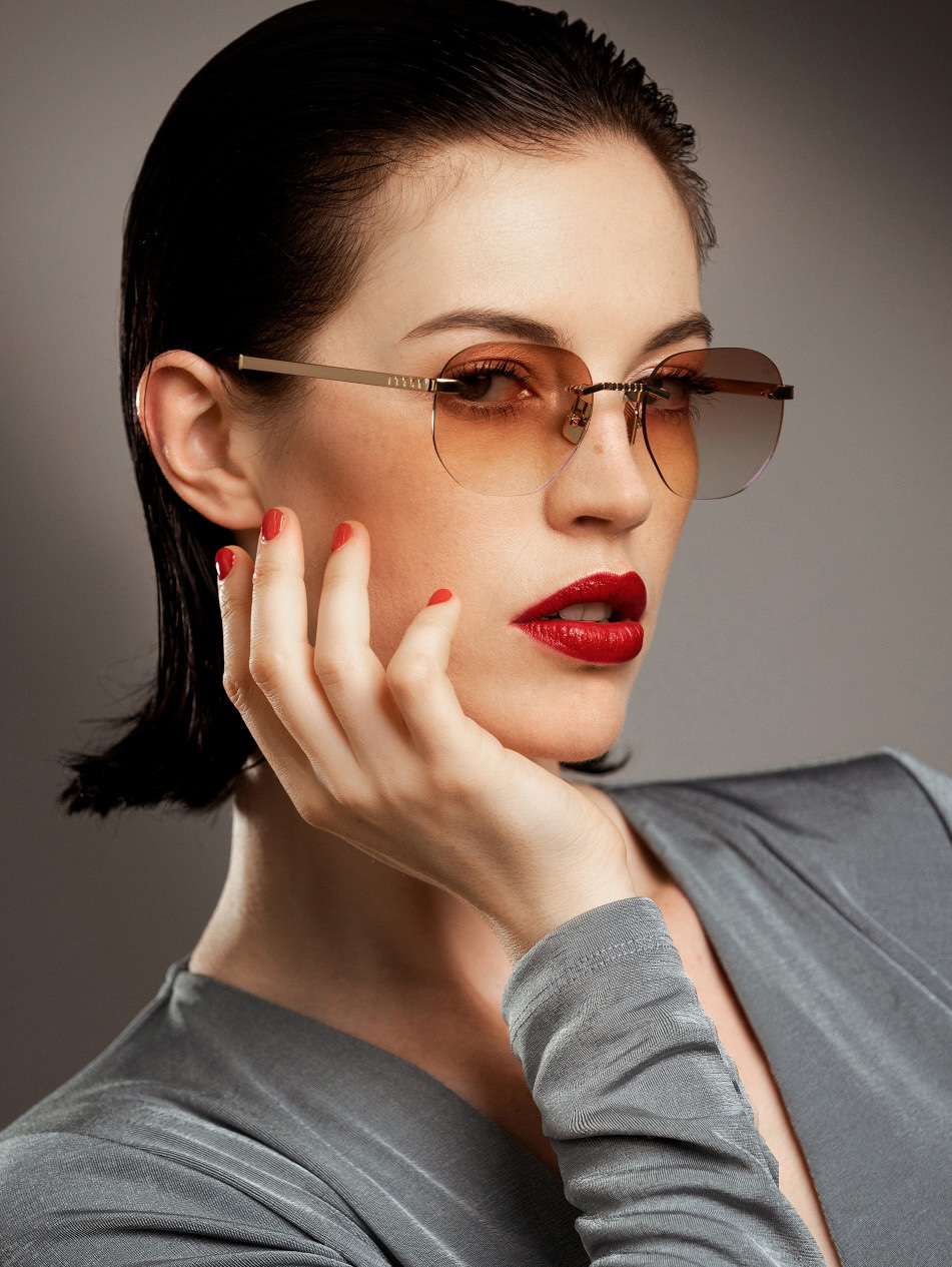Iron Paris collection Ultimate Rimless