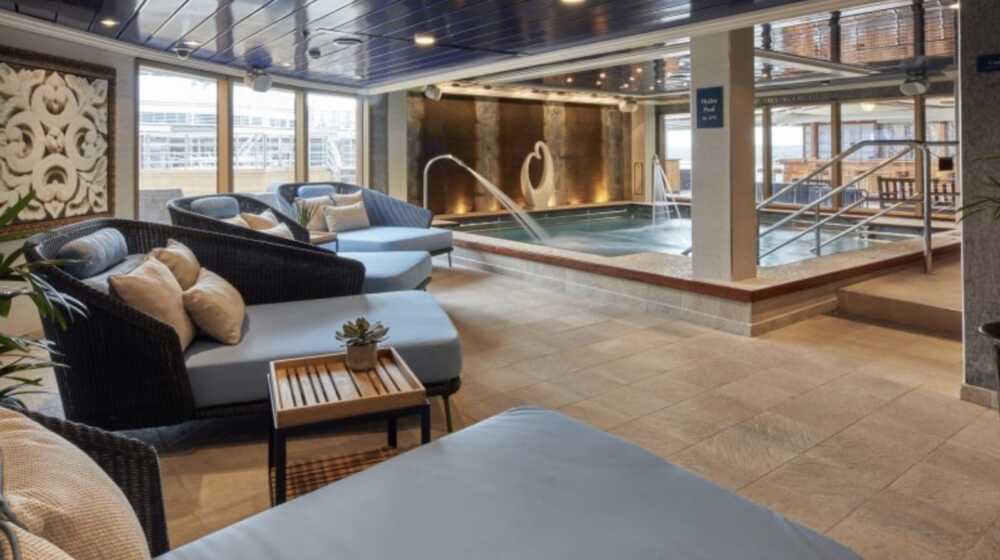 Queen Mary 2 piscine