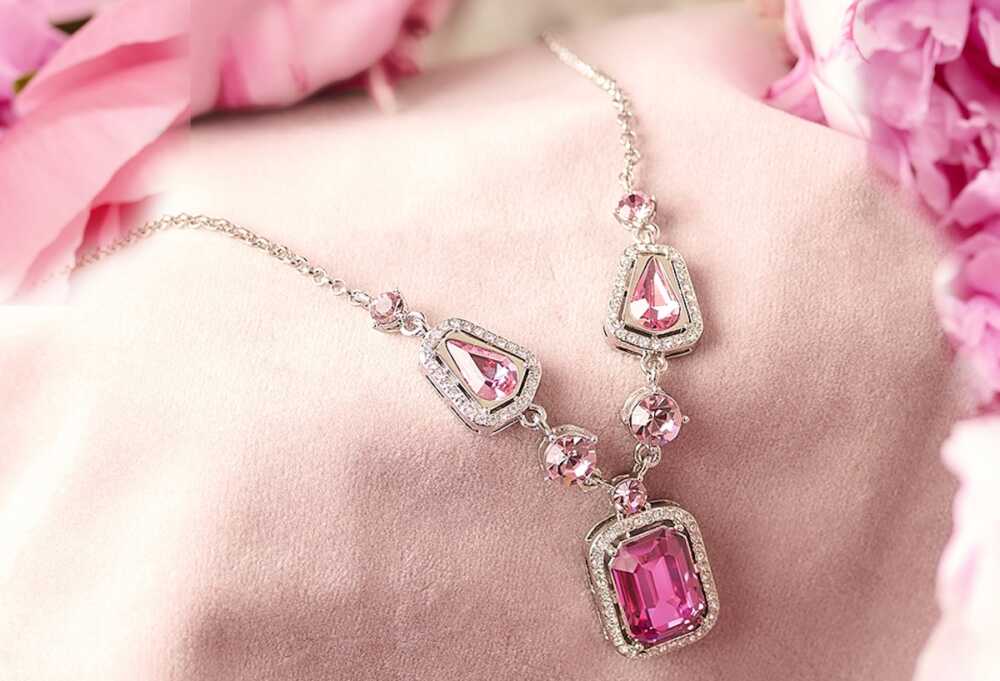 Collier Blossom
