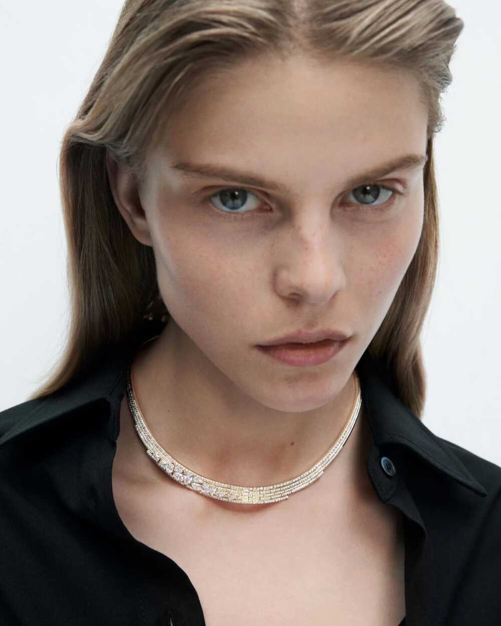 Blast collier