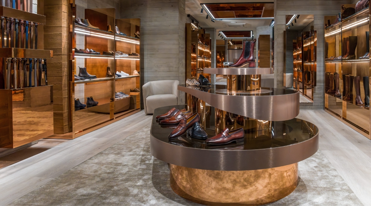 Le chausseur Magnanni ouvre une nouvelle boutique à Paris