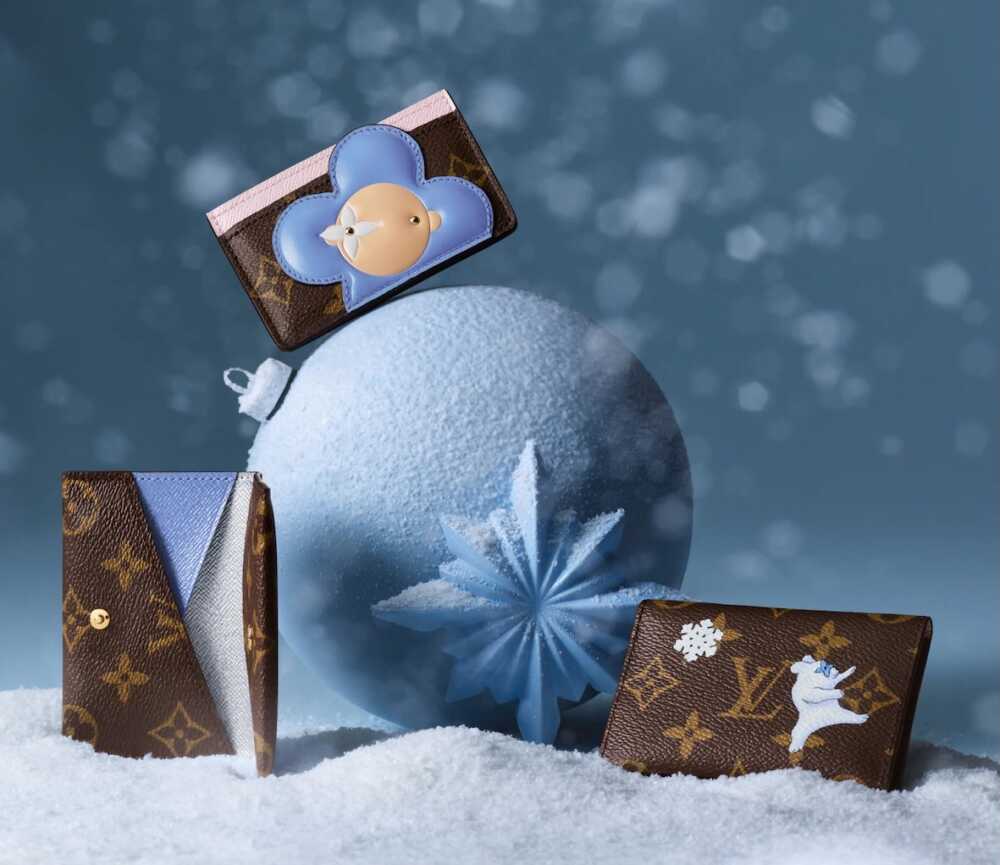 Vivienne Winter Holiday les accessoires