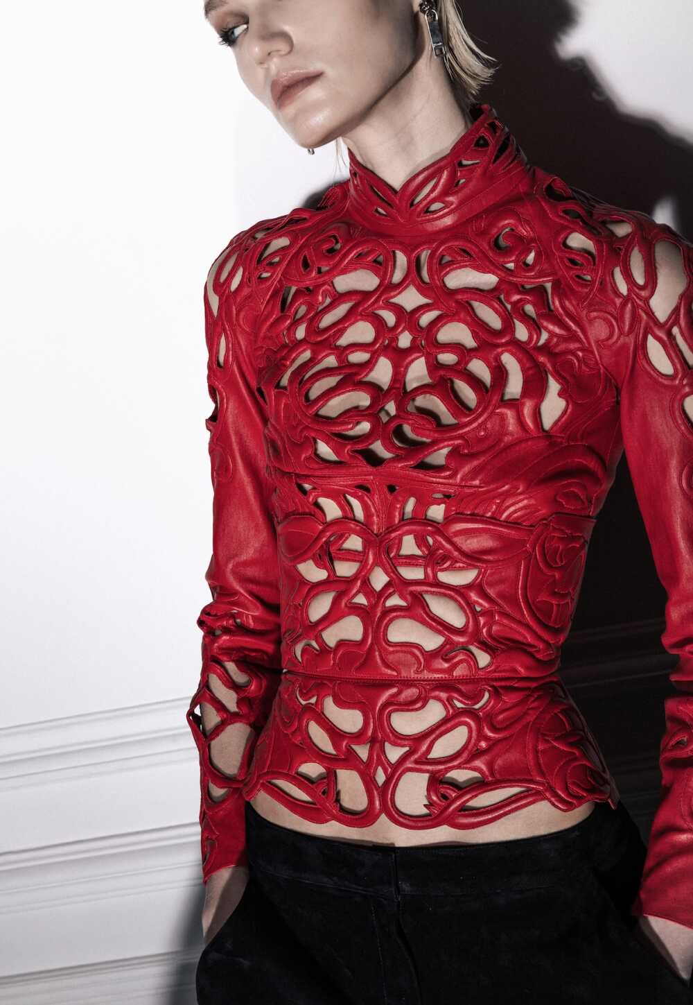 Urban Romantics arabesque