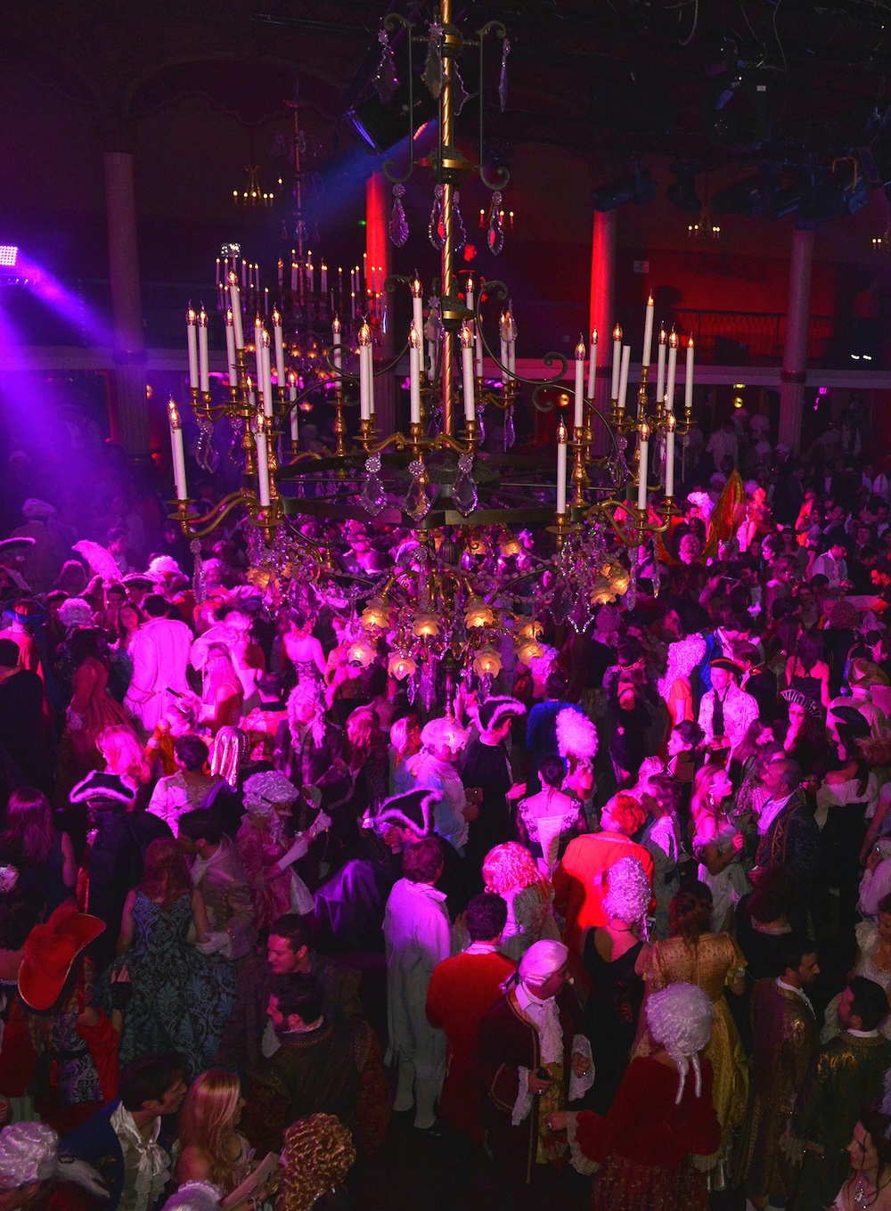 le Bal des Princesses dancefloor