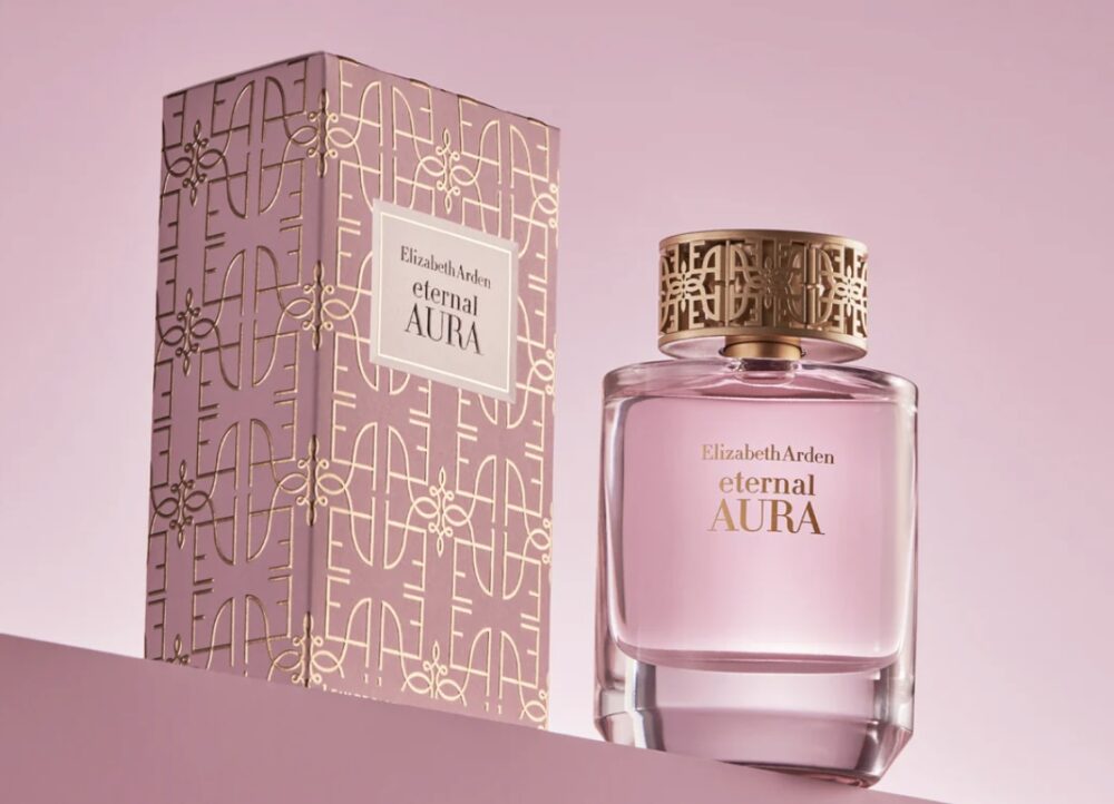 Le flacon incarne un chic absolu Elizabeth Arden