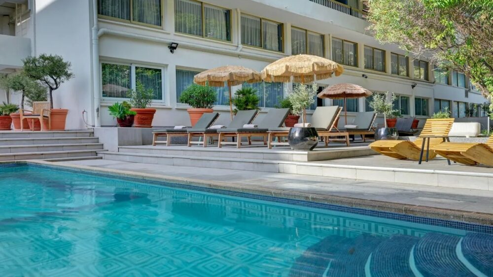 Hôtel Juliana  piscine