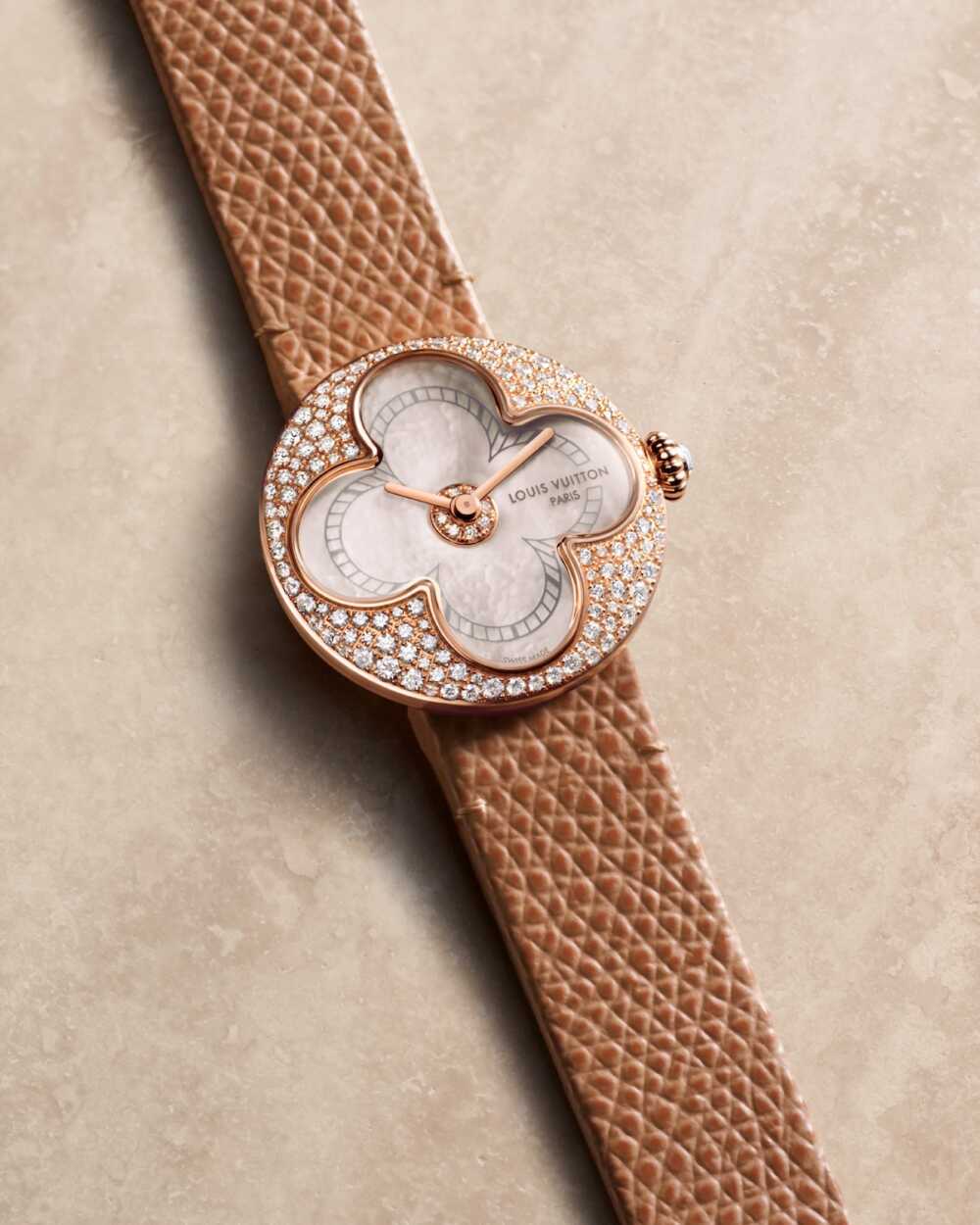 montre Color Blossom et diamants