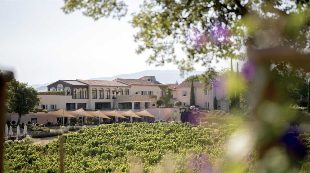Coquillade Provence bastides