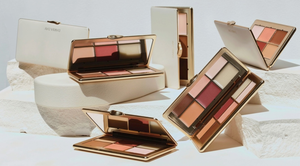 Essentiels beauté nomade : avec Dariia Day et le Day Skin Palette